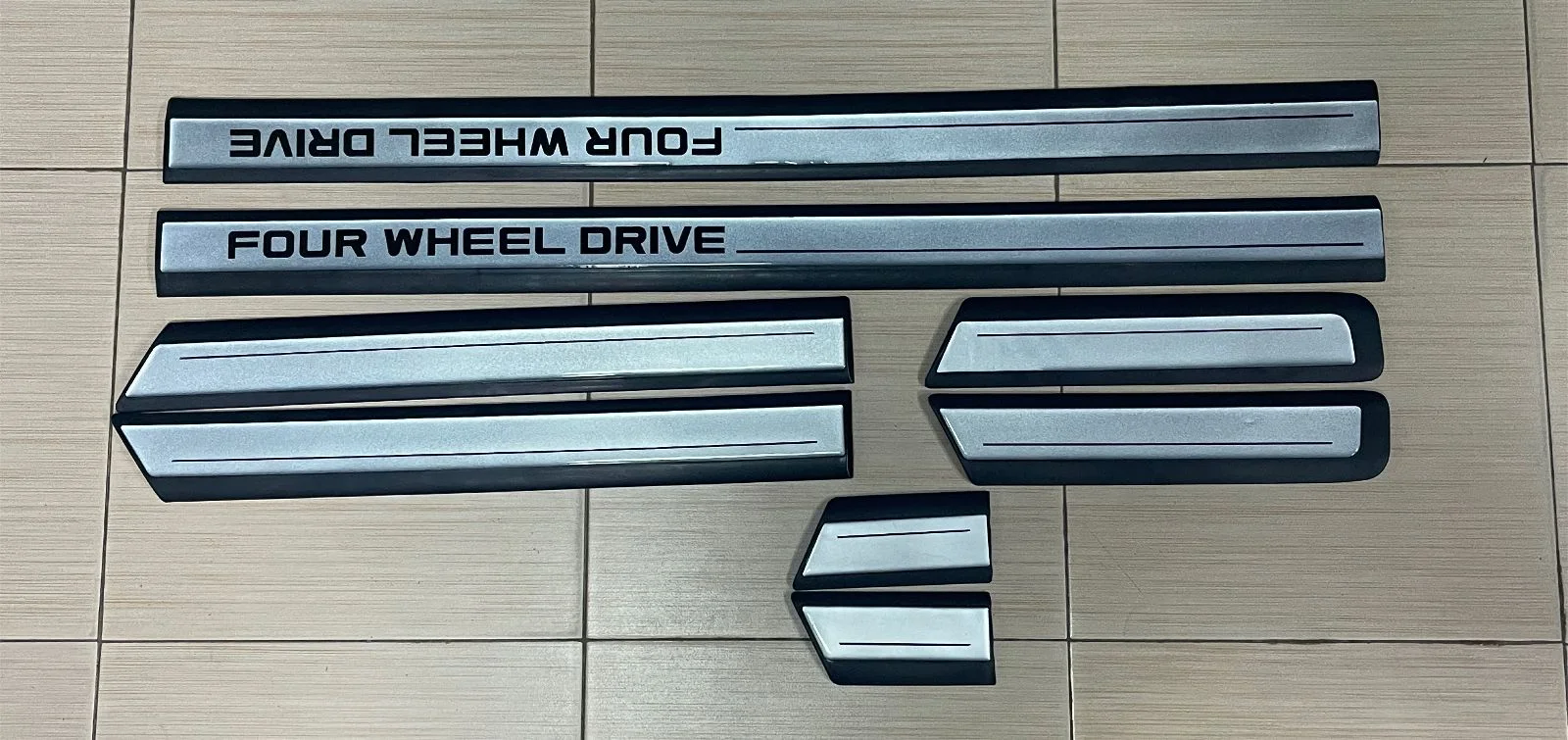 LC80 Side Mouldings — Full Set (8pcs) "Four Wheel Drive"